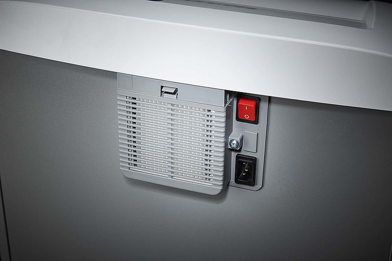 Mejora el ambiente de tu oficina con la destructora de documentos Dahle MHP 306 air con corte en partículas de 5 x 50 mm. para el nivel de seguridad P-3
